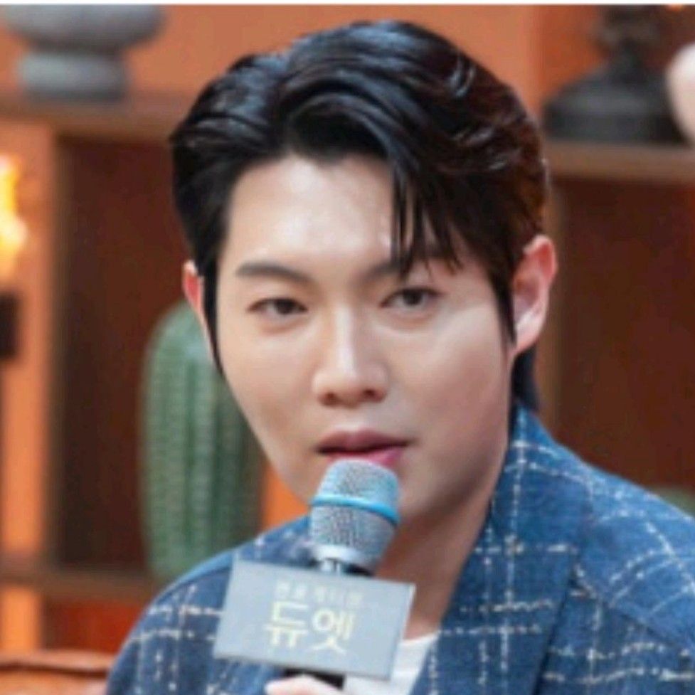 Latest photo of Son Taejin