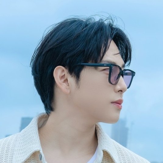 Recent activity shot of Lim Siwan