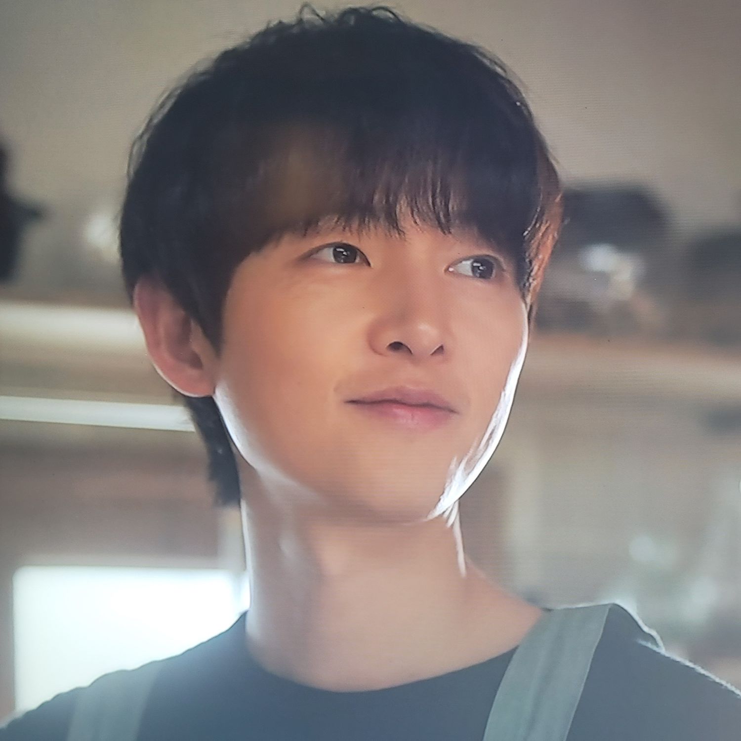 A moment captured by a fan of Song Joongki