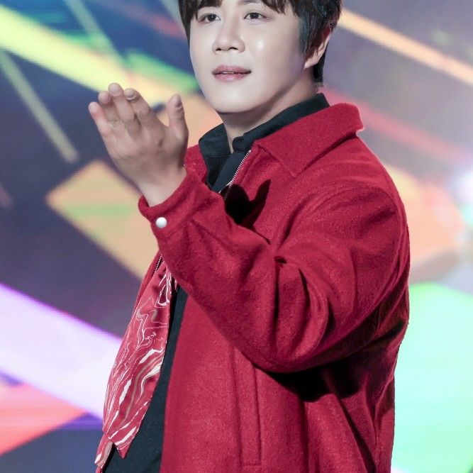 晋海成的最新照片