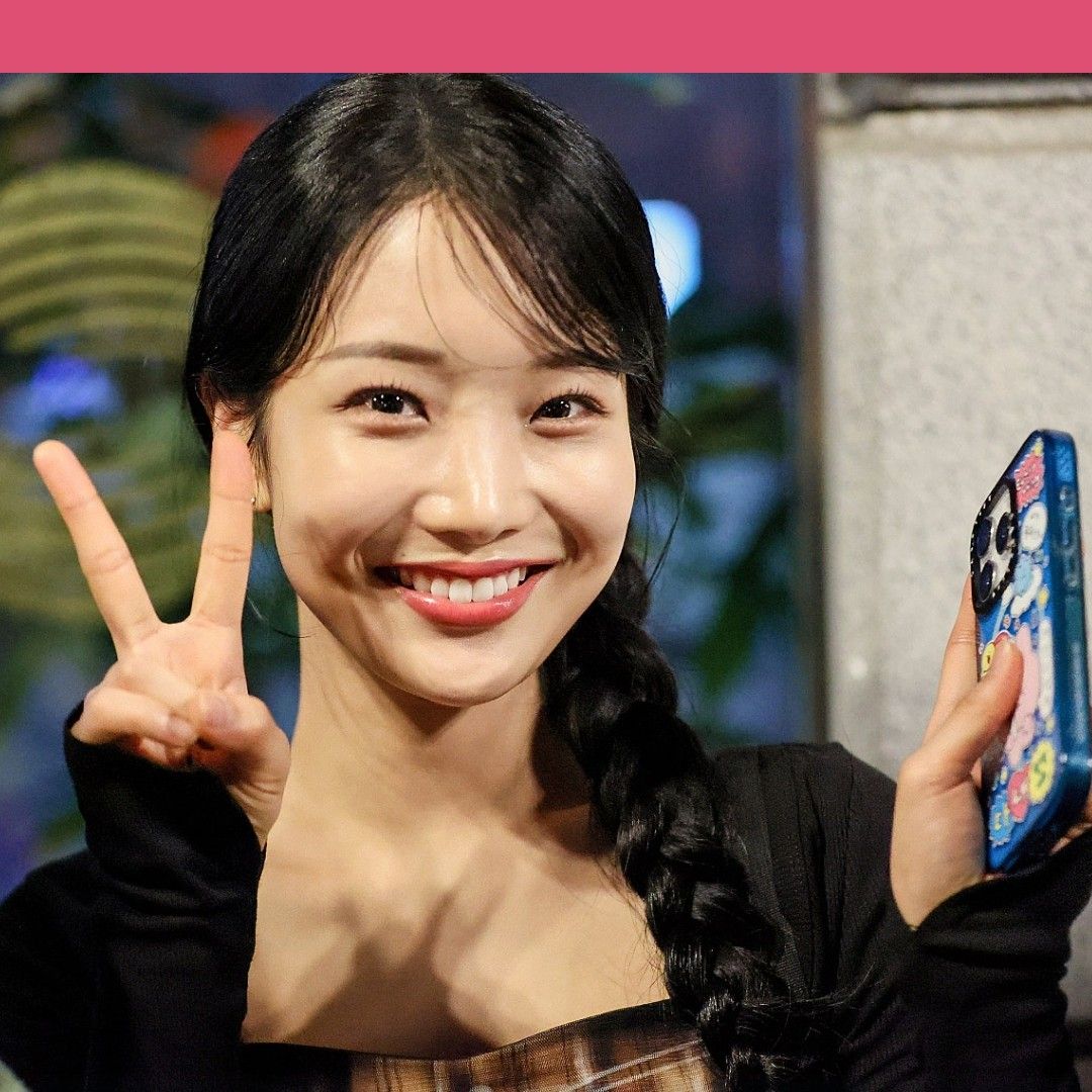 A moment captured by a fan of Kim Soyeon (2004)
