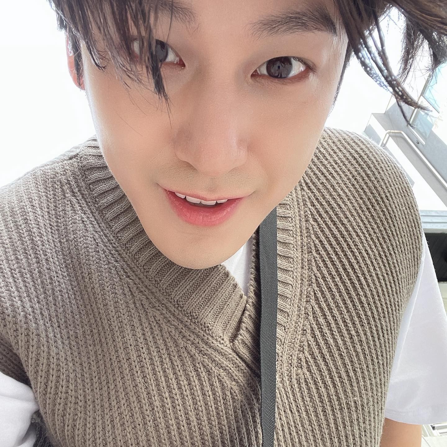 Behind-the-scenes cut of Kim Bum