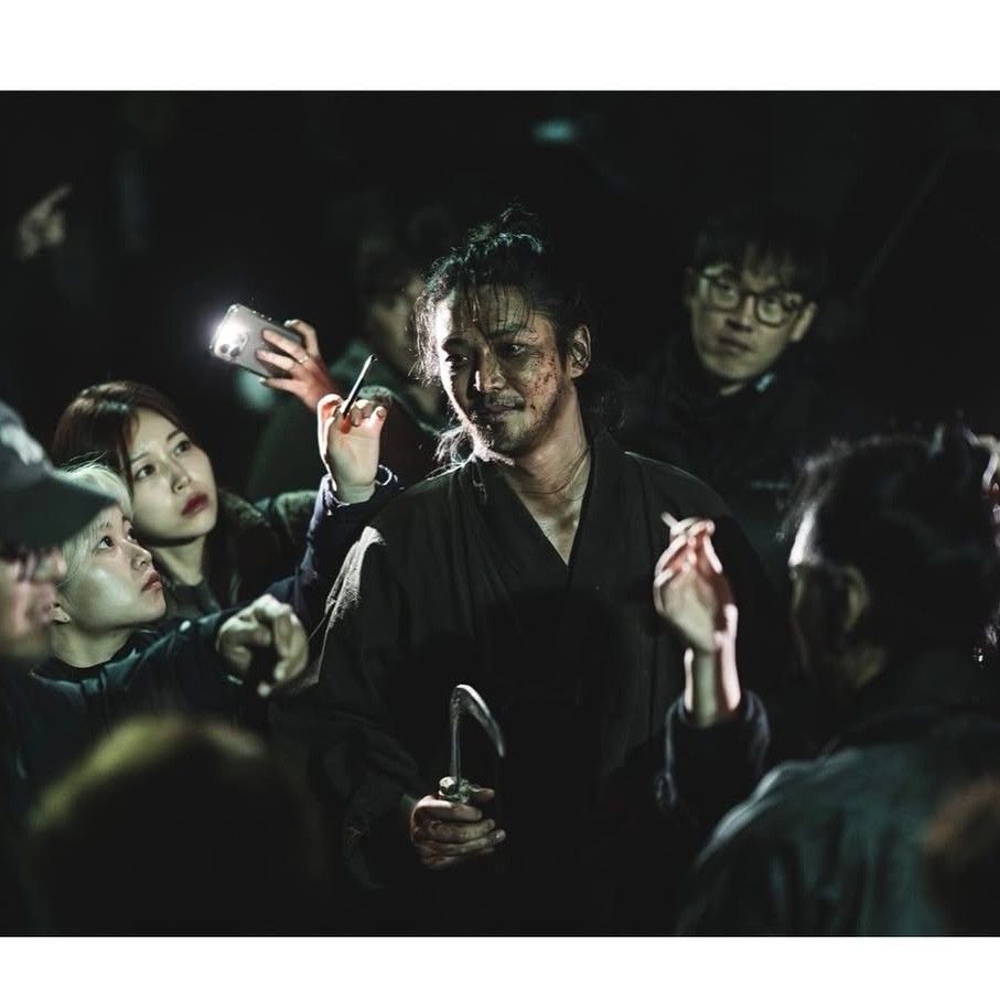 Foto kegiatan terbaru dari Rowoon