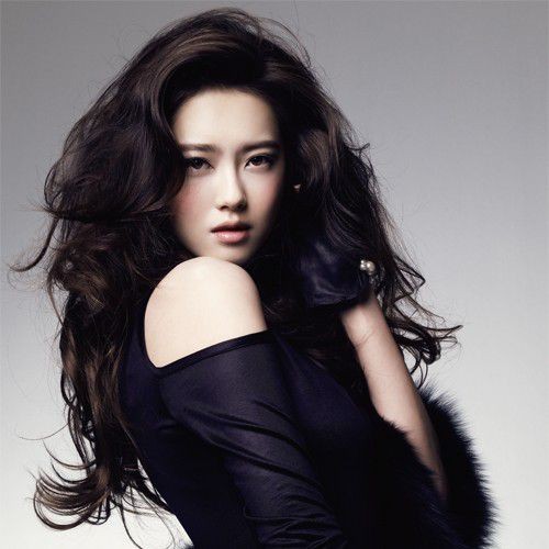 Representative photo of Go Ara showing their charm