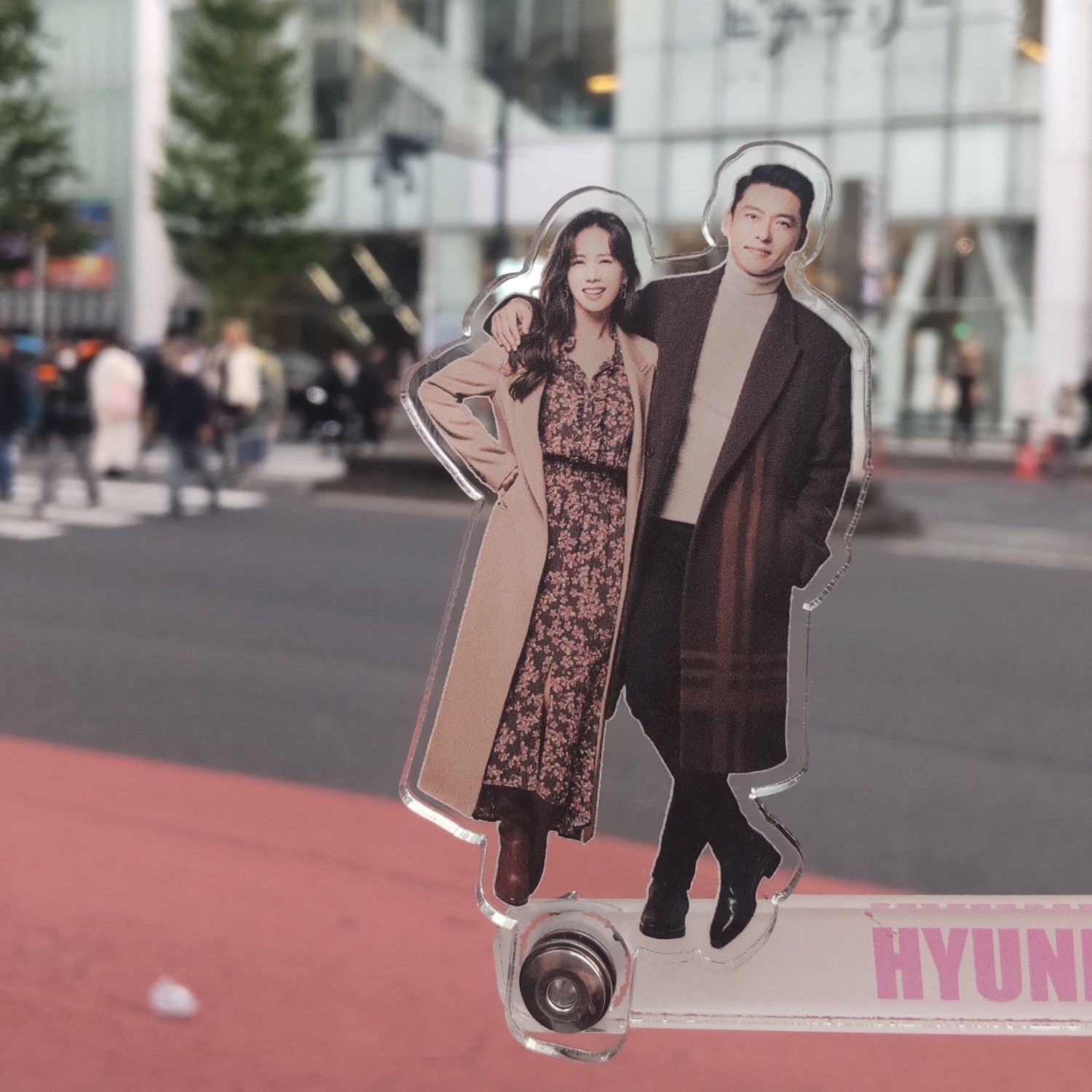 Momen yang diabadikan oleh penggemar Hyun Bin