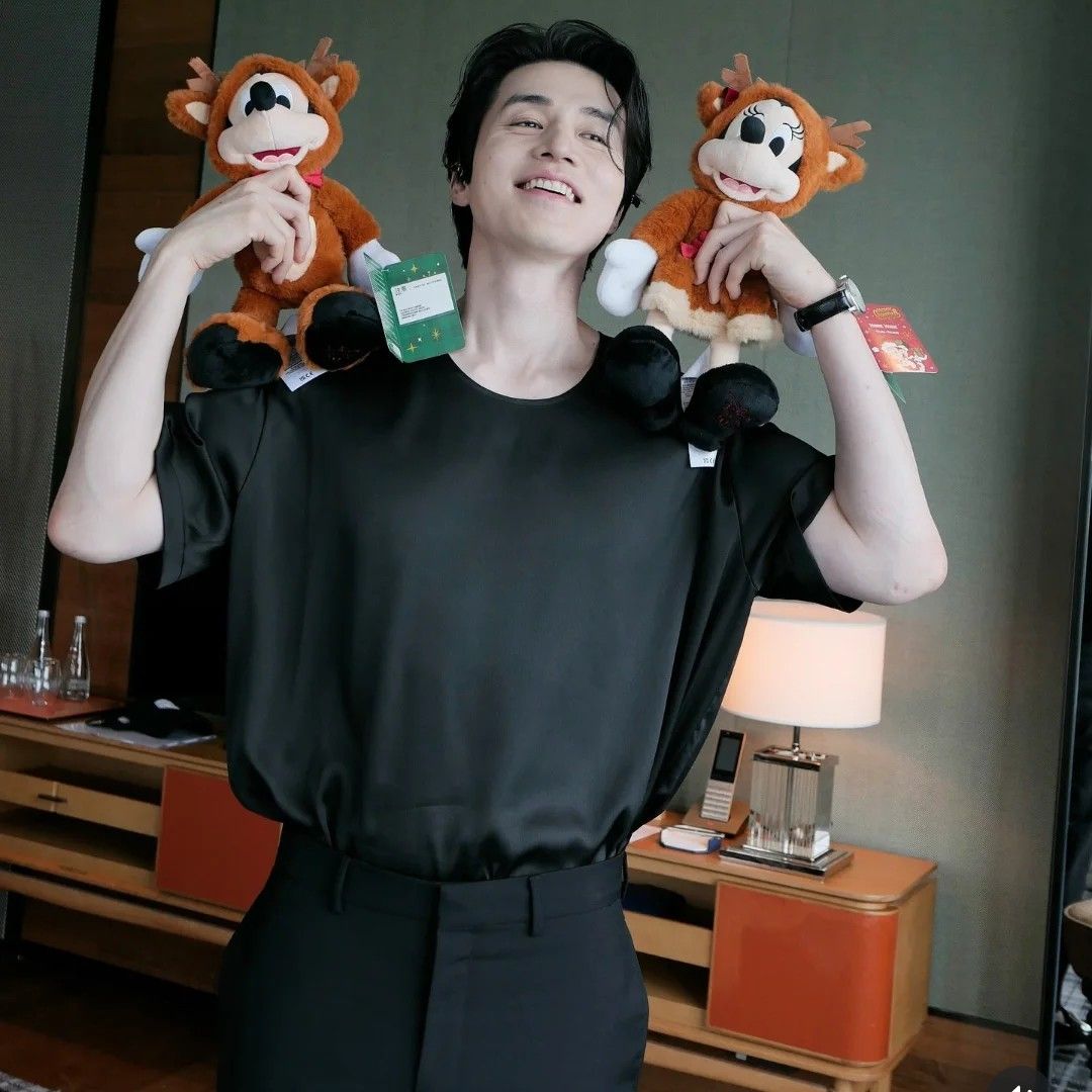 Latest photo of Lee Dongwook