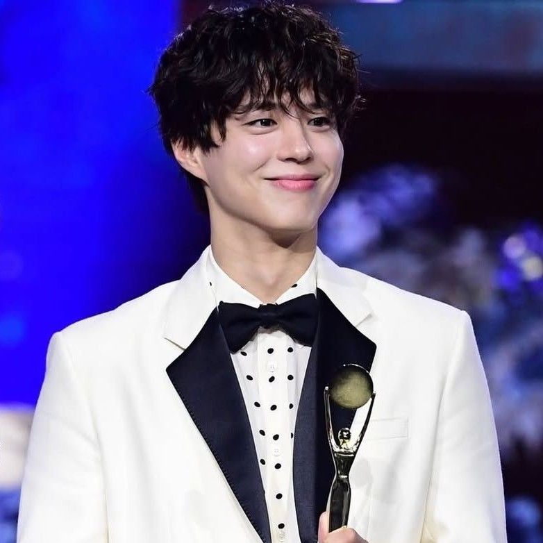 Behind-the-scenes cut of Park Bogum