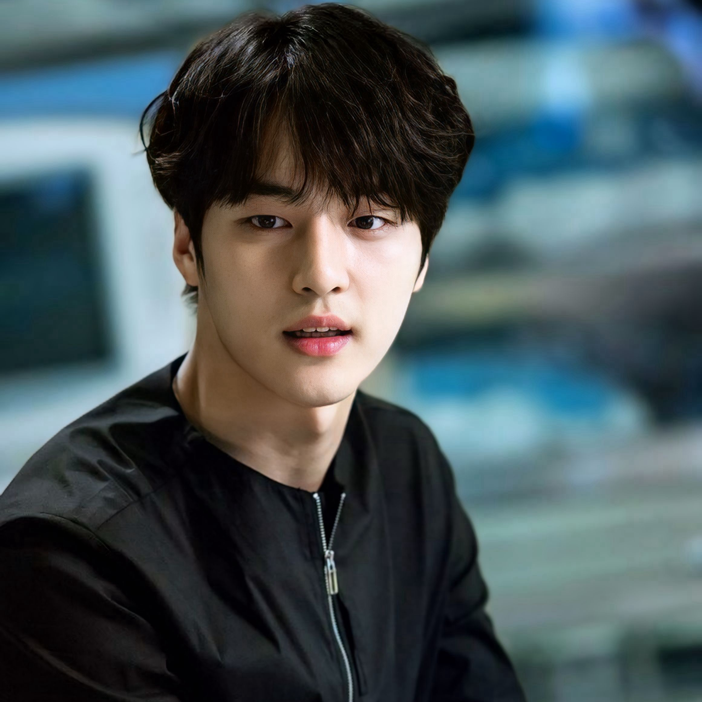 Recent activity shot of Yang Sejong