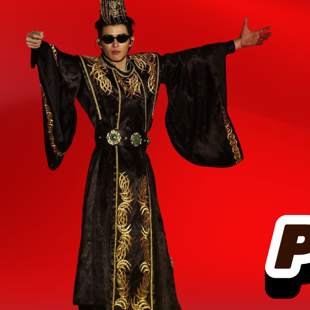 Behind-the-scenes cut of Pond Naravit Lertratkosum