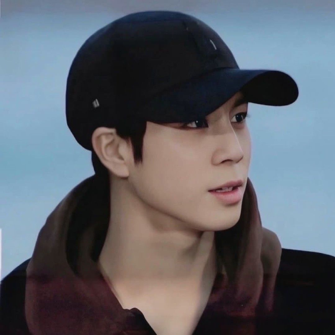 Latest photo of Jeong Dongwon