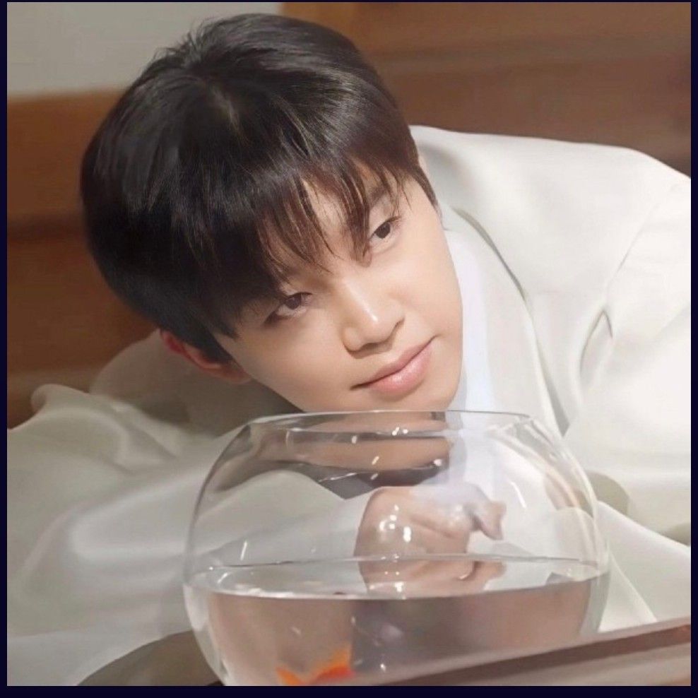 A moment captured by a fan of Lim Youngwoong