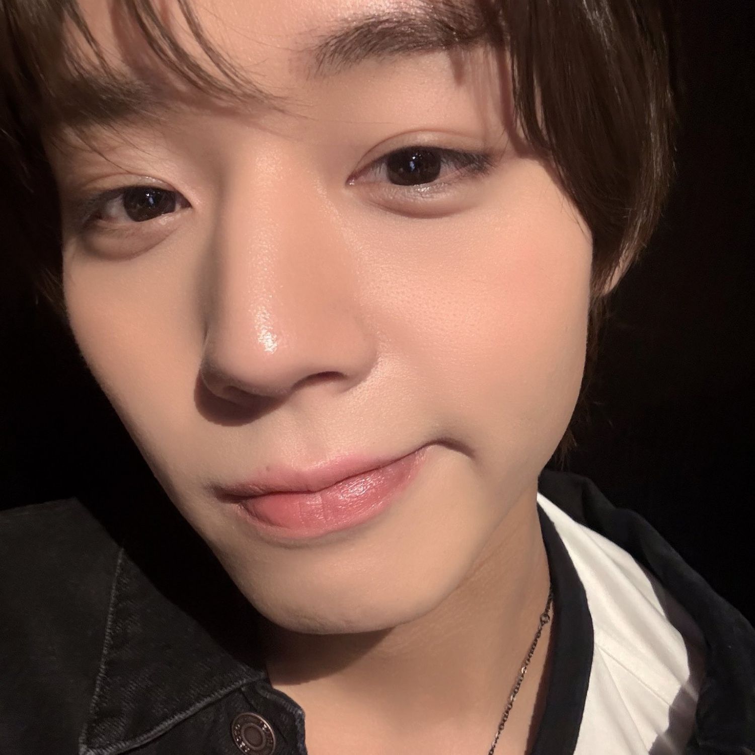 A moment captured by a fan of Park Jihoon