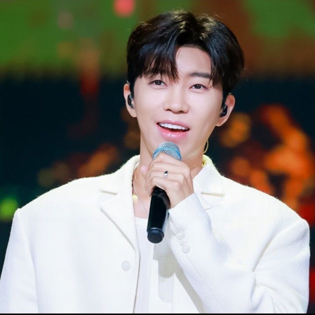A moment captured by a fan of Lim Youngwoong