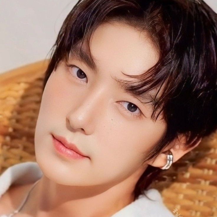 Recent activity shot of Lee Joongi