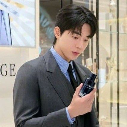 Behind-the-scenes cut of Nam Joohyuk