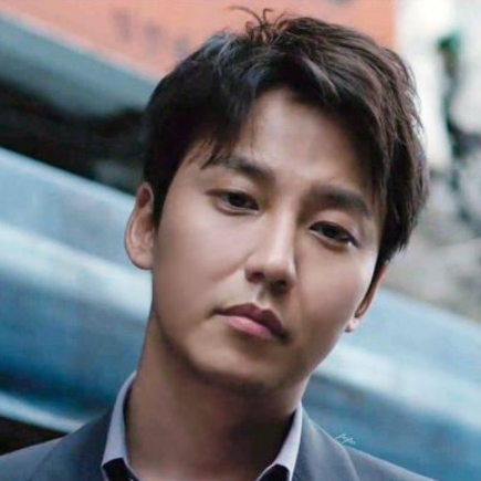 Recent activity shot of Kim Namgil