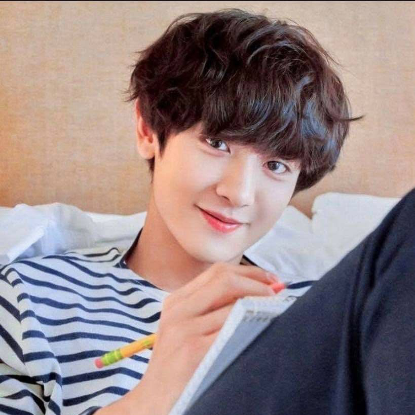 Latest photo of Chanyeol
