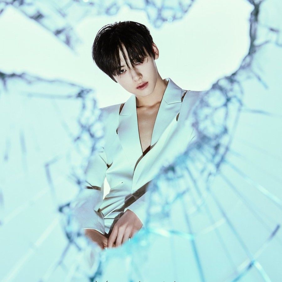 Latest photo of Hwang Minhyun