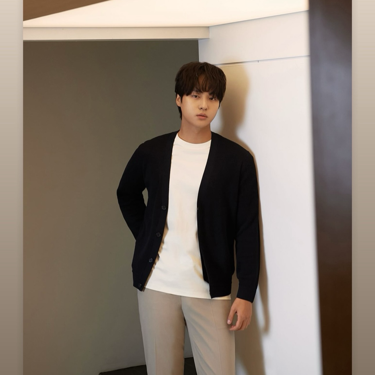 Behind-the-scenes cut of Yang Sejong