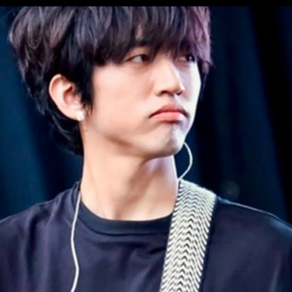 粉絲拍下的李承允瞬間