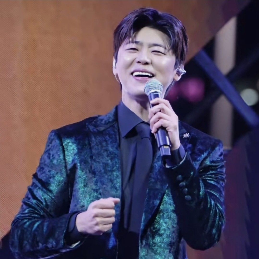 Behind-the-scenes cut of Park Jihyeon