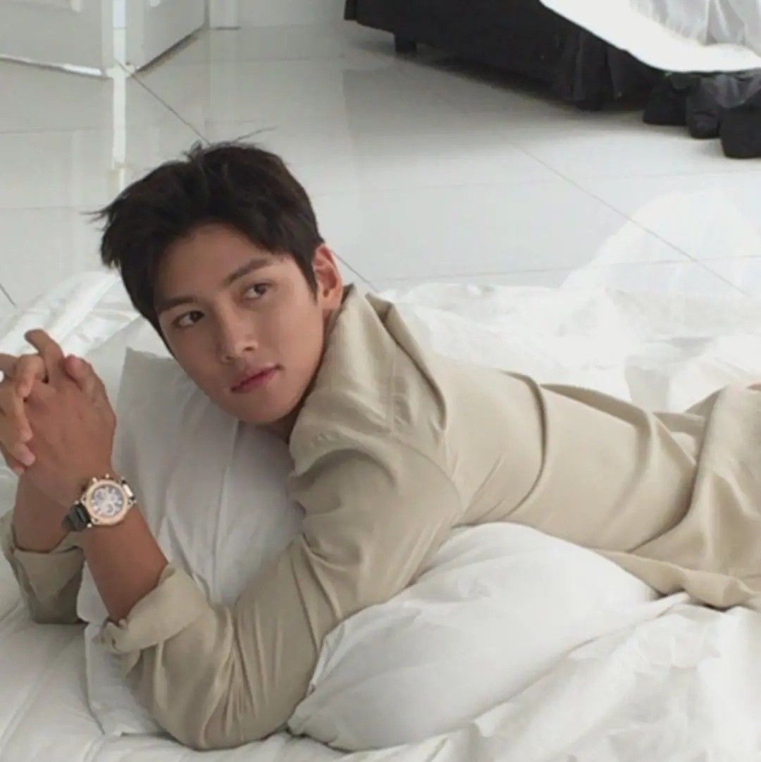 Latest photo of Ji Changwook