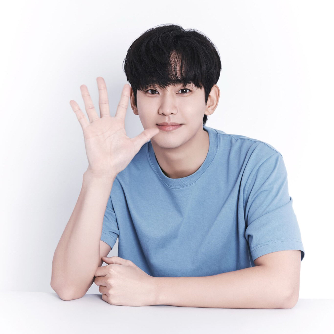 金秀賢的近期活動照