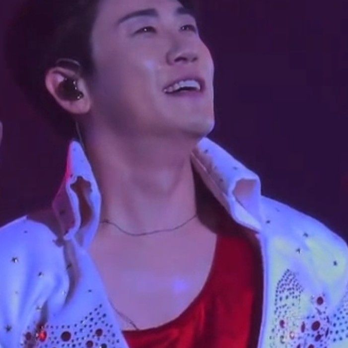 ヨンタクの最近の活動ショット