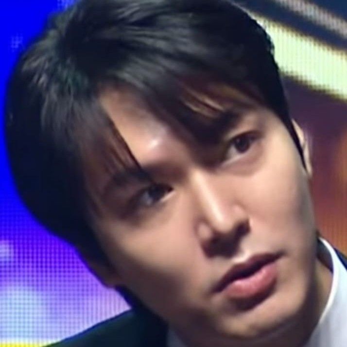 李敏镐的近期活动照