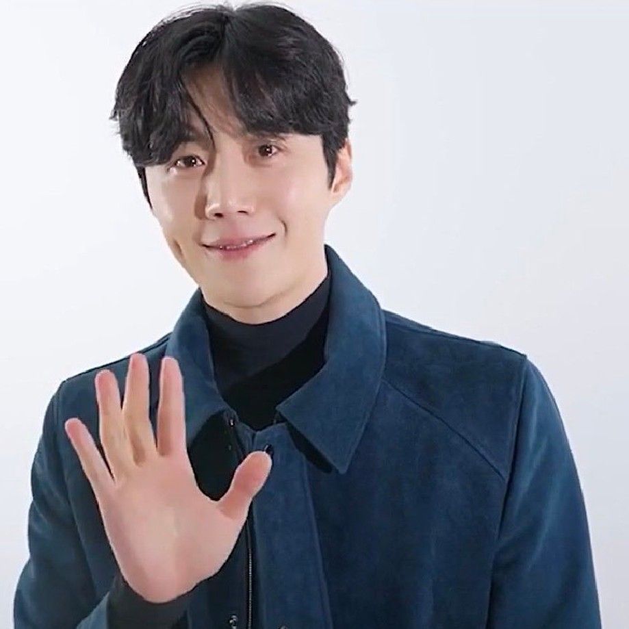 Recent activity shot of Kim Seonho