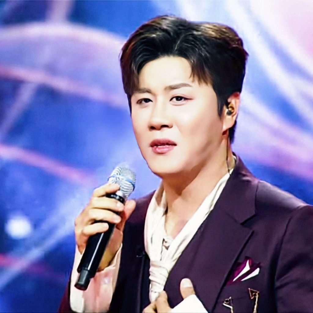 Recent activity shot of Jin Haesung
