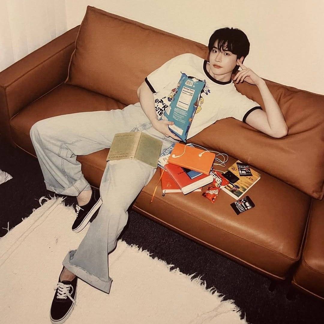 Latest photo of Lee Jongsuk