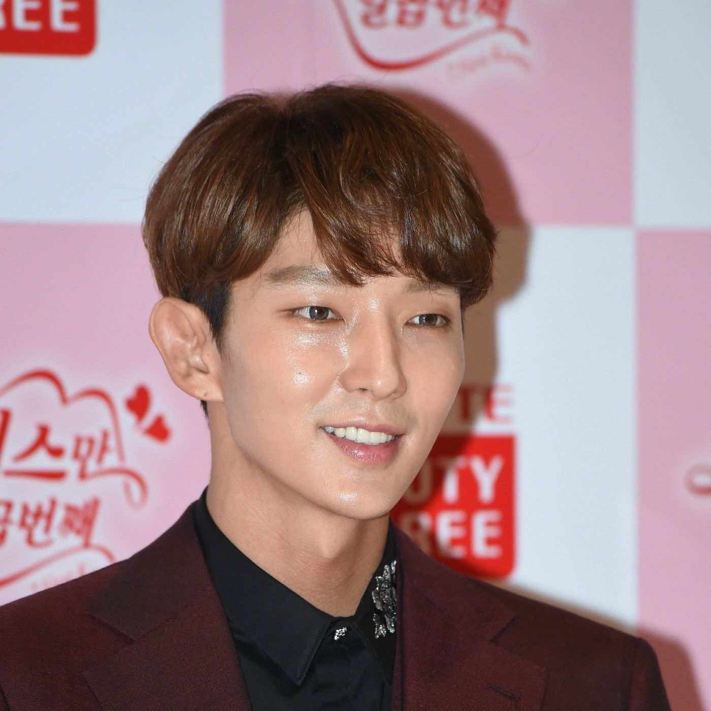 Recent activity shot of Lee Joongi