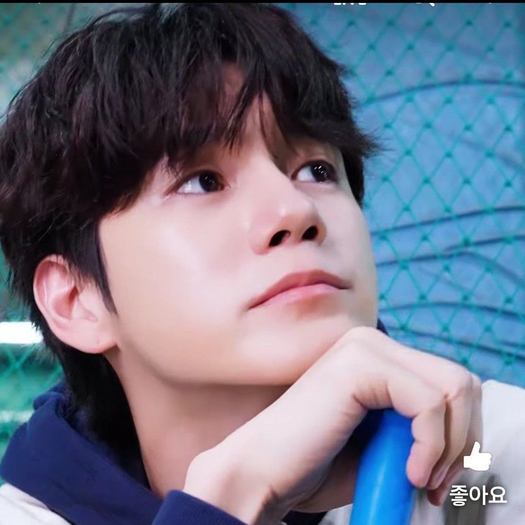 Latest photo of Ong Seongwu