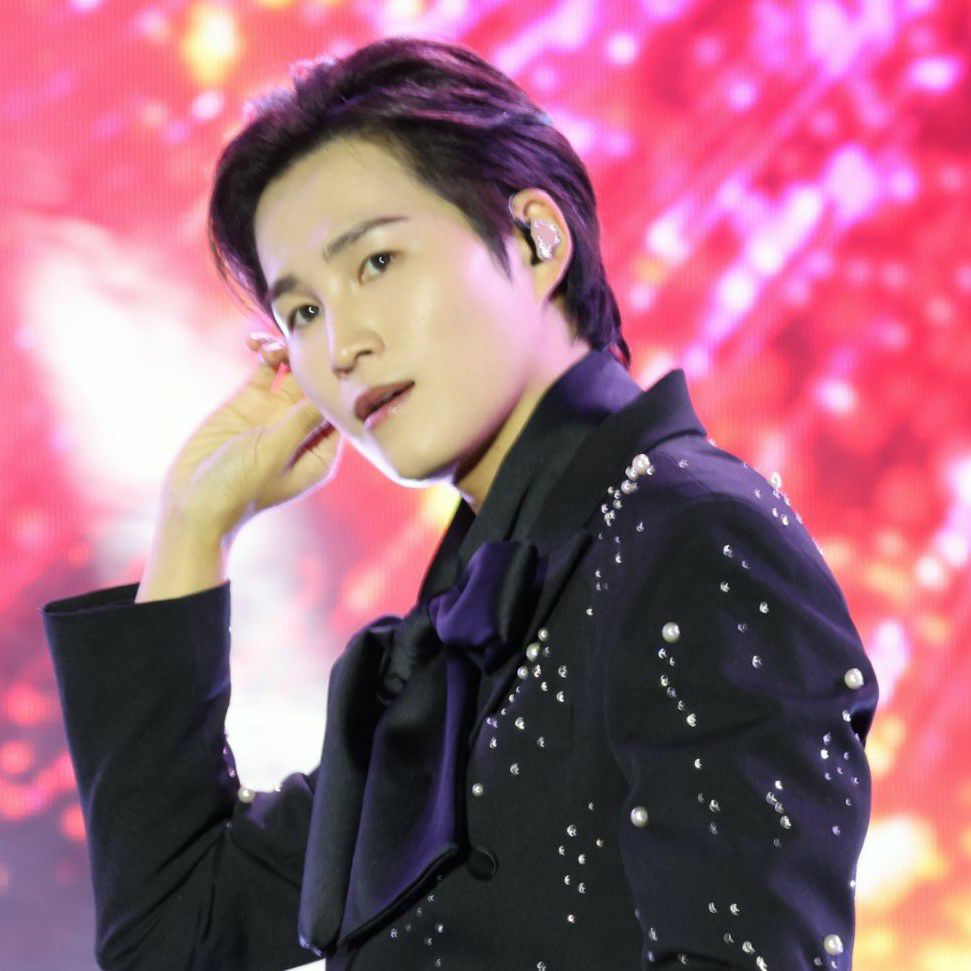 김희재의 비하인드 컷