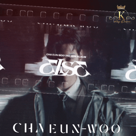 A moment captured by a fan of Cha Eunwoo