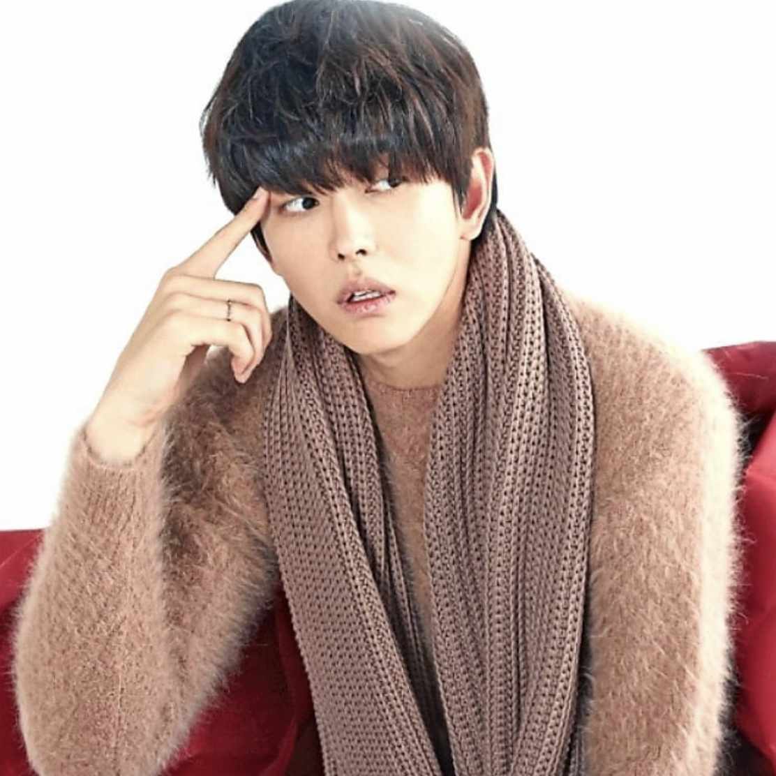 Recent activity shot of Yoon Kyunsang