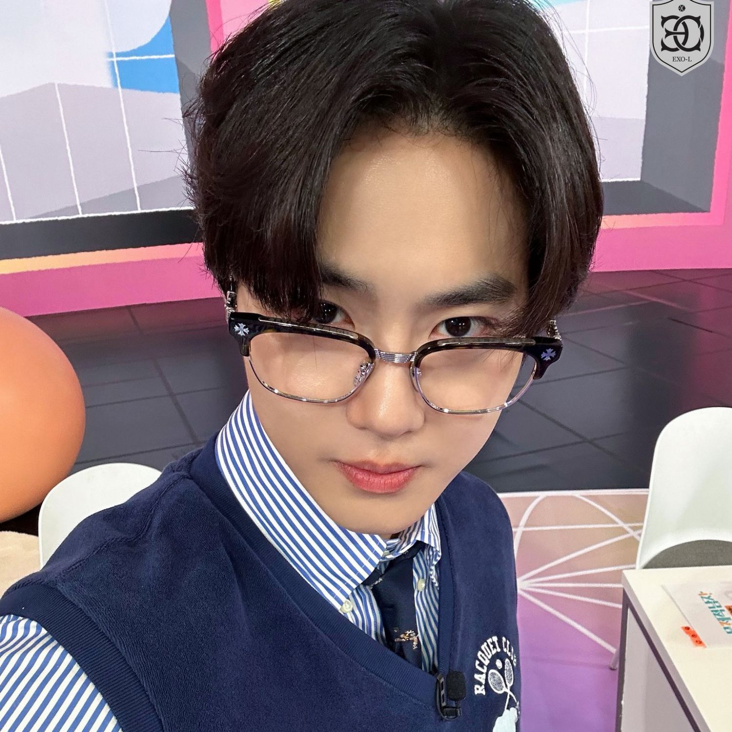 Behind-the-scenes cut of Suho