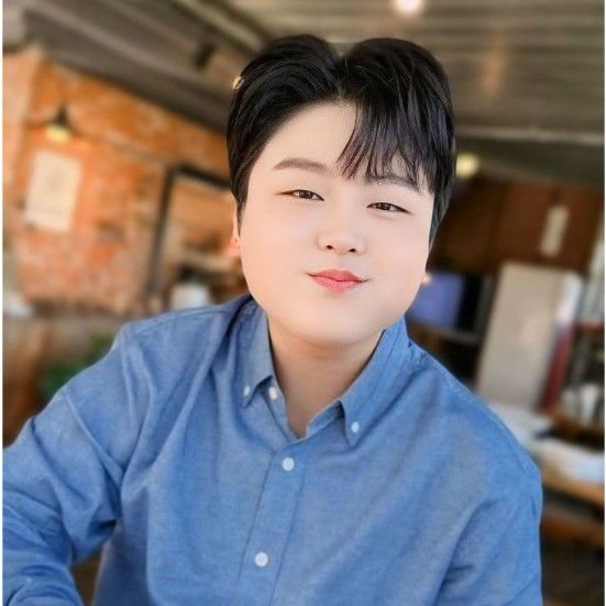 Behind-the-scenes cut of Park Sungon