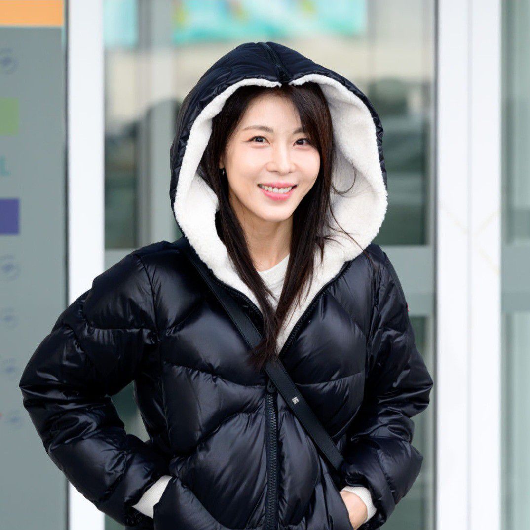 Latest photo of Ha Jiwon