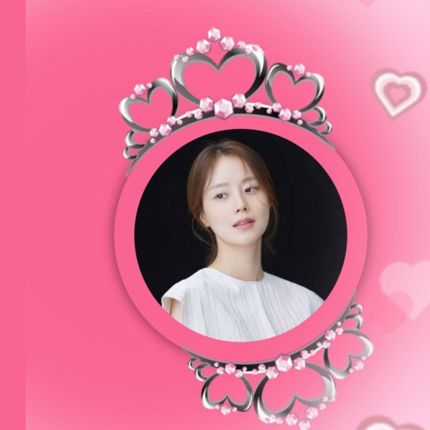 Behind-the-scenes cut of Moon Chaewon