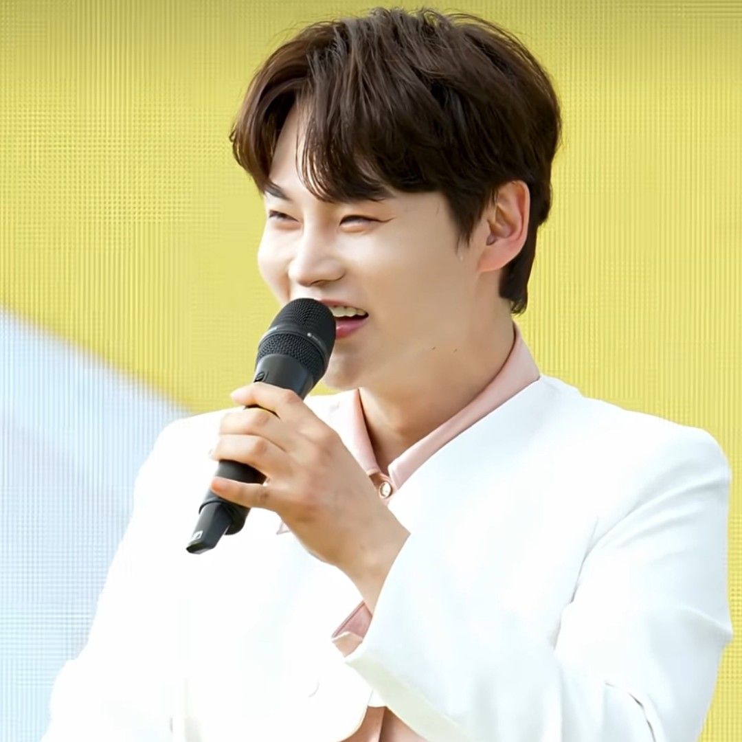 박서진의 비하인드 컷