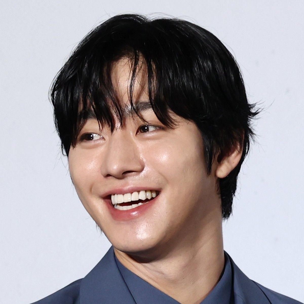 Behind-the-scenes cut of Ahn Hyoseop