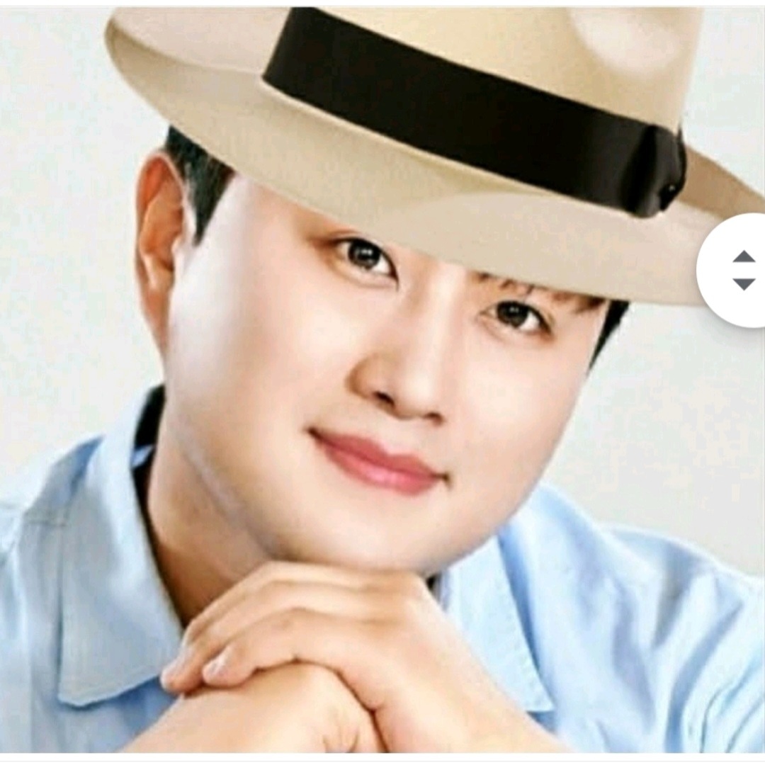 Cuplikan di balik layar dari Kim Hojoong