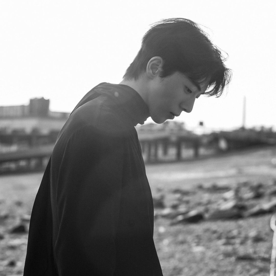 Behind-the-scenes cut of Nam Joohyuk