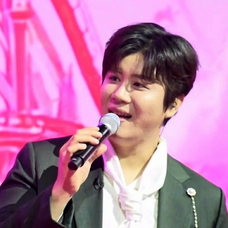 진해성 최근 활동샷