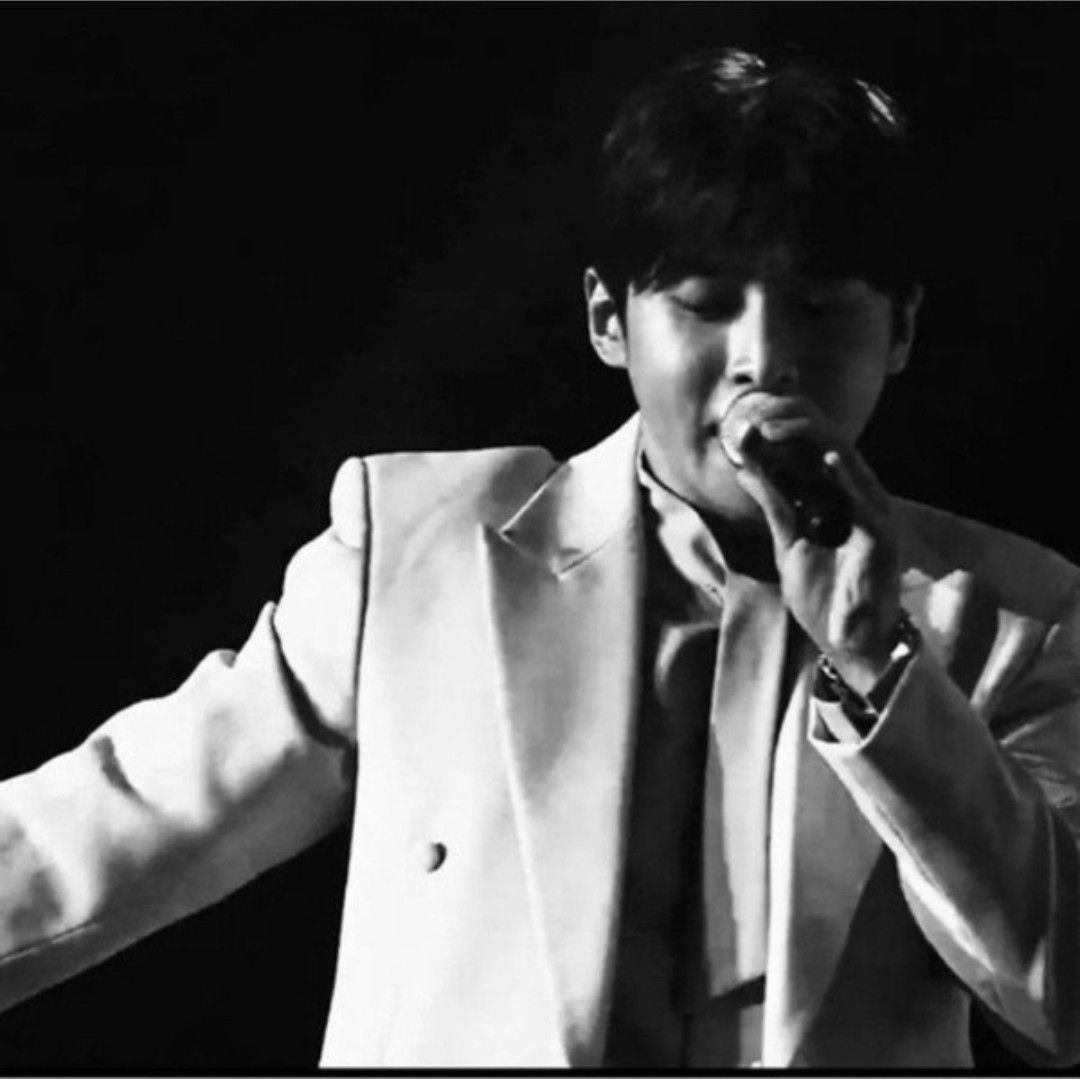 Seong Ri的最新照片