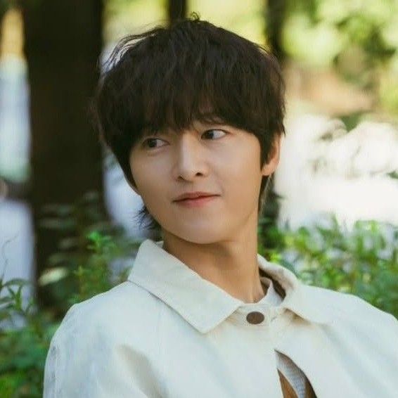 Foto kegiatan terbaru dari Song Joongki