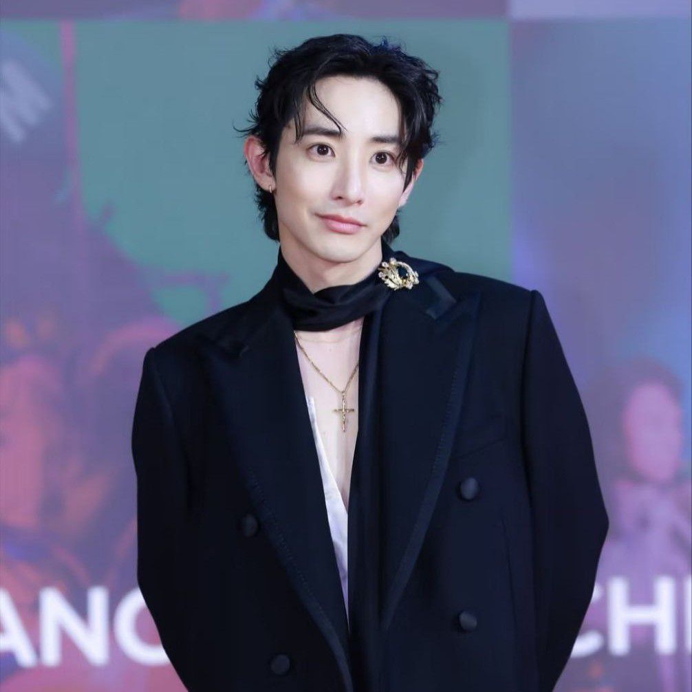 A moment captured by a fan of Lee Soohyuk