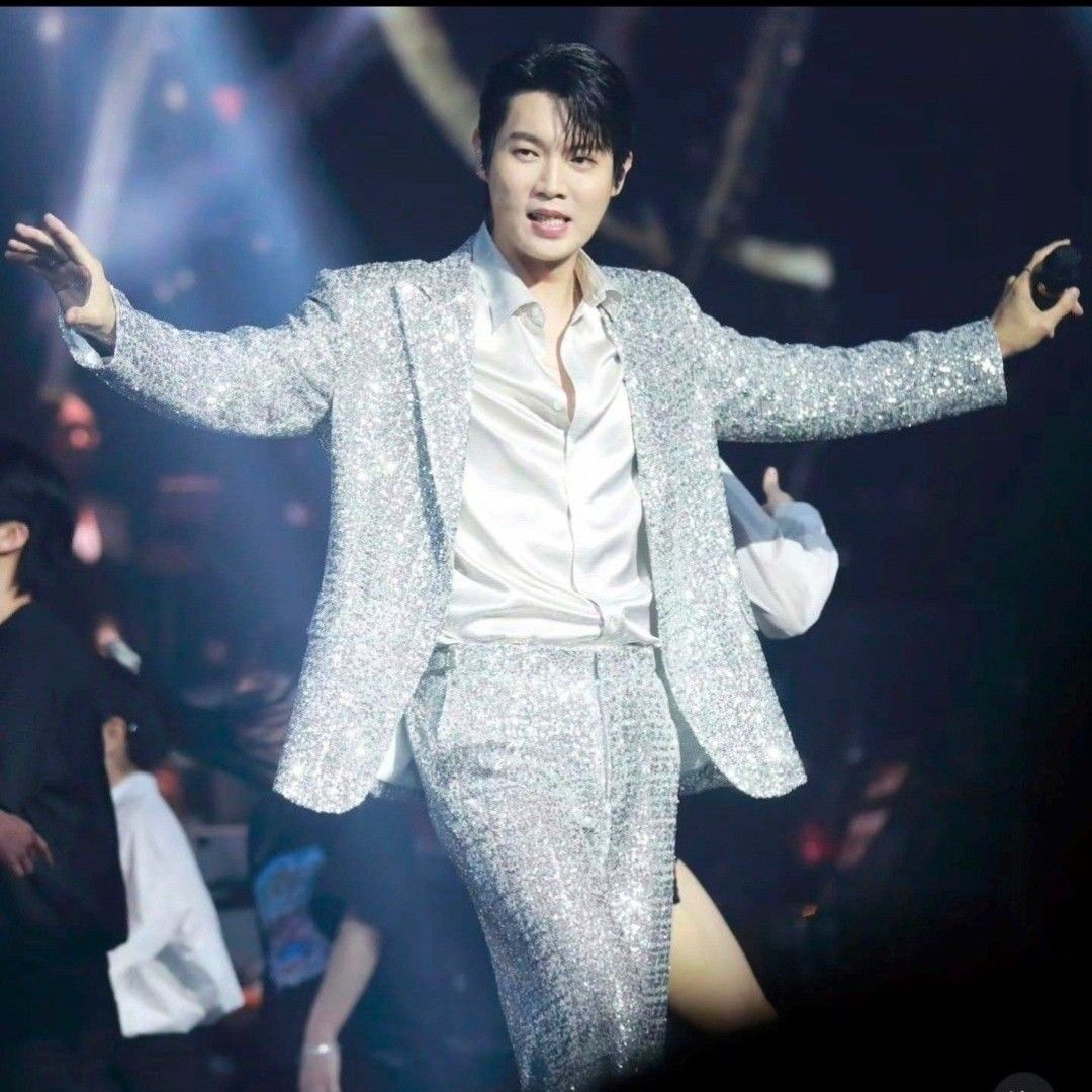 Latest photo of Son Taejin